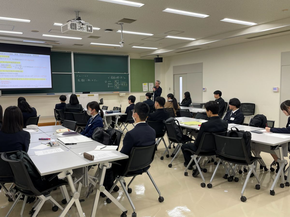 R80215_3.jpg R80215_3.jpg